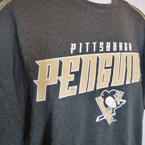 Pittsburg Penguins shirt - Picture 4 of 5